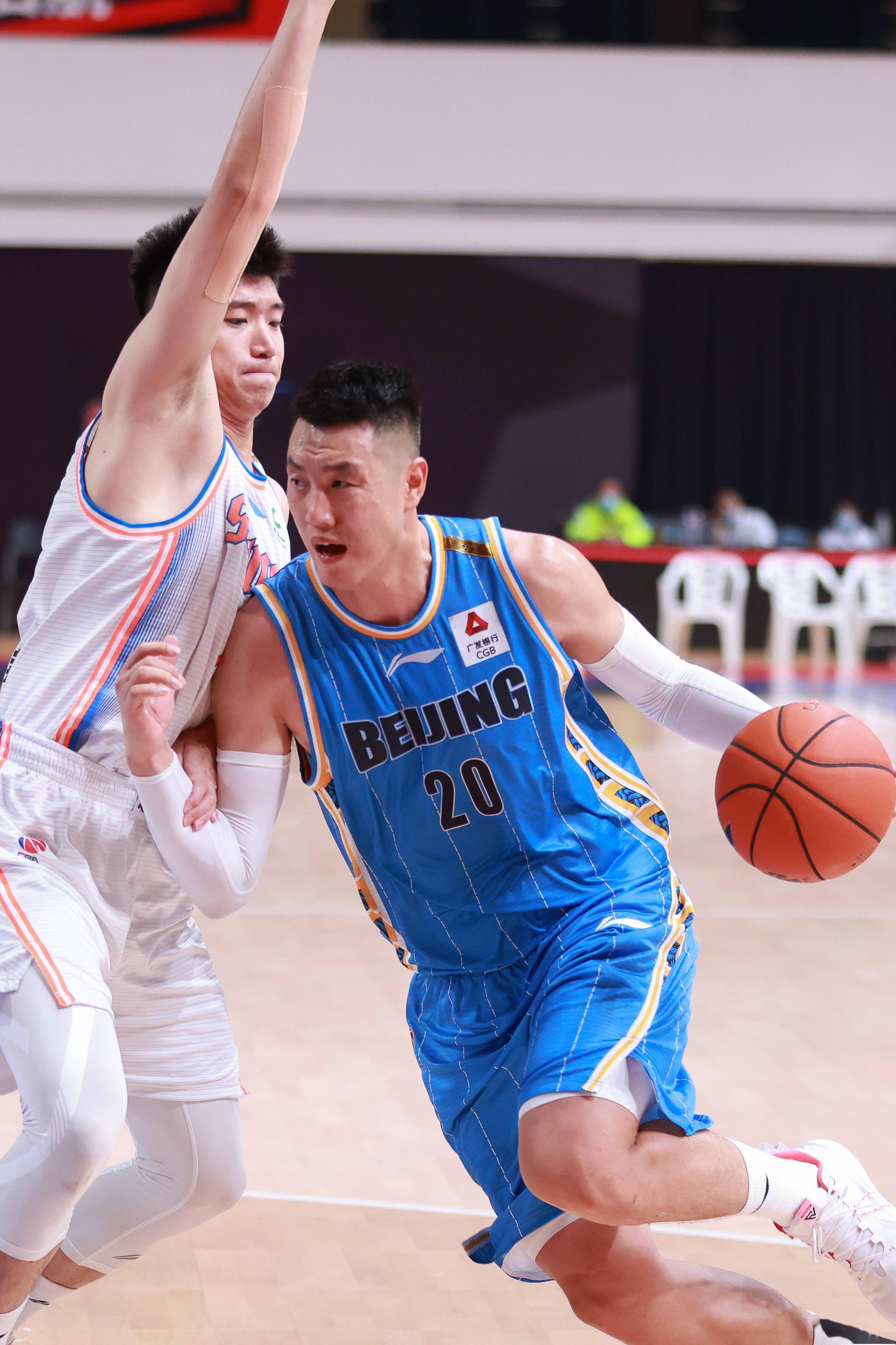 吴艳妮的自 吴艳妮的自