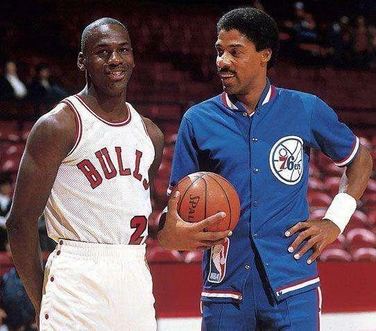 数百万球迷 数百万球迷